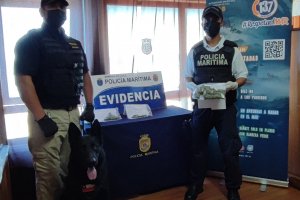 Policía Marítima de Ancud incautó 100 grs de marihuana en de control de ley de 20.000 en rampa de conectividad de Chacao