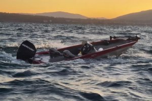 Autoridad Marítima rescató a siete personas en Lago Villarrica
