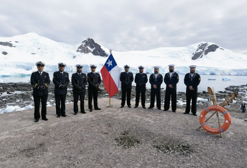 <p>Capitanía de Puerto “Bahia Paraíso” lleva 26 años ejerciendo soberanía en el territorio chileno antártico</p>