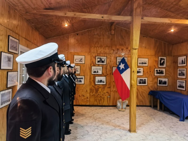 <p>Capitanía de Puerto “Bahia Paraíso” lleva 26 años ejerciendo soberanía en el territorio chileno antártico</p>