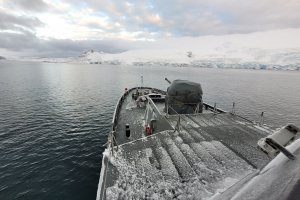 OPV 83 “Marinero Fuentealba” culminó Comisión Antártica 