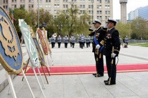 Comandante en Jefe de la Armada participó en Tedeum Ecuménico y entrega de Ofrendas Florales en Santiago