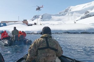 Armada de Chile activó la Capitanía de Puerto “Bahía Paraíso” en Antártica Chilena