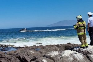 Autoridad Marítima de Antofagasta rescató a 3 tripulantes de embarcación volcada