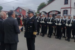 Guarnición Naval de Chiloé participó en ceremonia del aniversario 245° de la comuna de Queilen