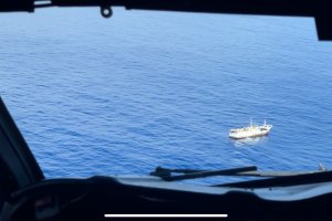 Flota de pesqueros extranjeros son monitoreados por la Armada de Chile