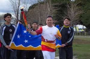 Tercera Zona Naval apoya el traslado de la antorcha de los Juegos Panamericanos 2023 desde Puerto Toro a Punta Arenas