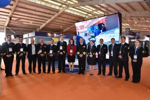 FIDAE 2024: Comandante en Jefe de la Armada participa en ceremonia inaugural