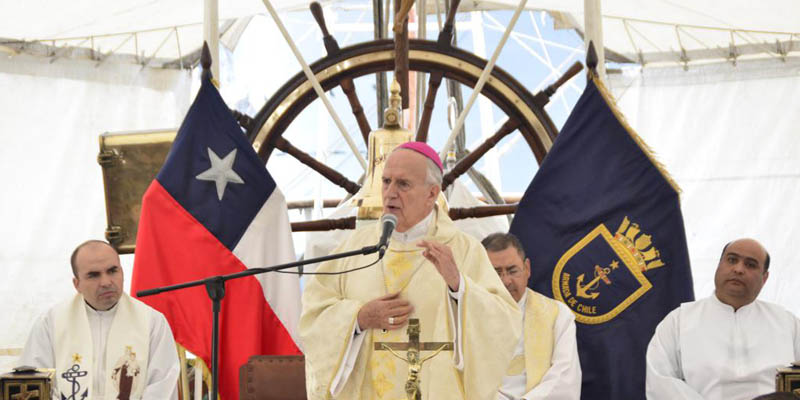 Buque Escuela celebra a bordo Culto Evangélico y Misa Católica Buque Escuela celebra a bordo Culto Evangélico y Misa Católica
