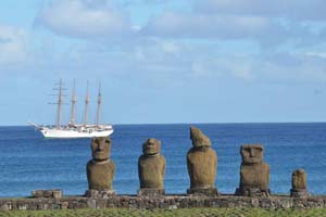 <p>B. E. “Esmeralda” ya está en Isla de Pascua</p>