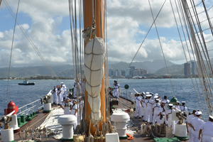 Buque Escuela recaló a su primer puerto internacional