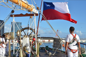 Buque Escuela "Esmeralda" zarpó rumbo a Japón