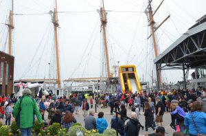 <p>Más de 3 mil personas visitaron el Buque Escuela en un día</p> <p>Más de 3 mil personas visitaron el Buque Escuela en un día</p>