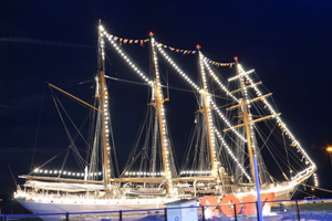 La "Dama Blanca" recaló por primera vez en el puerto de Charlottetown, Canadá