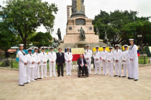 La “Esmeralda” se despidió de Guayaquil y va rumbo a Panamá