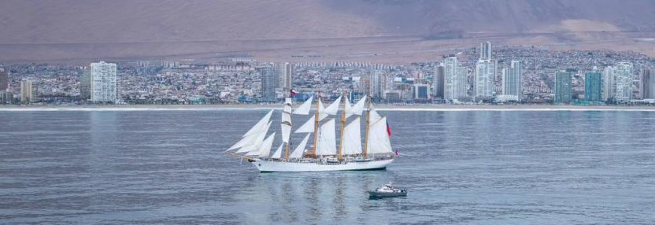 <p>Buque Escuela (BE) “Esmeralda” ingresa a aguas jurisdiccionales de la Cuarta Zona Naval</p>