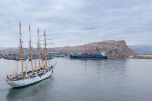 <p>Buque Escuela (BE) “Esmeralda” recala en Arica</p>